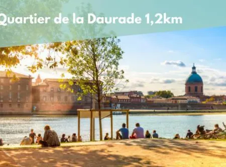 L'estival Champetre - Metro Et Tramway A Cote *