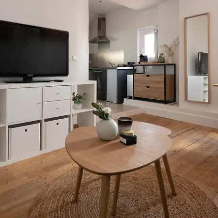 Apartamento L'estival Champêtre - Métro Et Tramway A Côté *