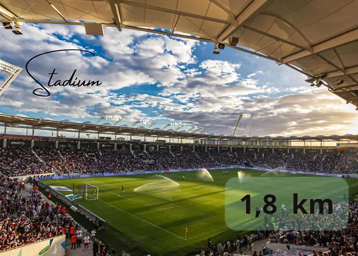 L'estival Champetre - Metro Et Tramway A Cote